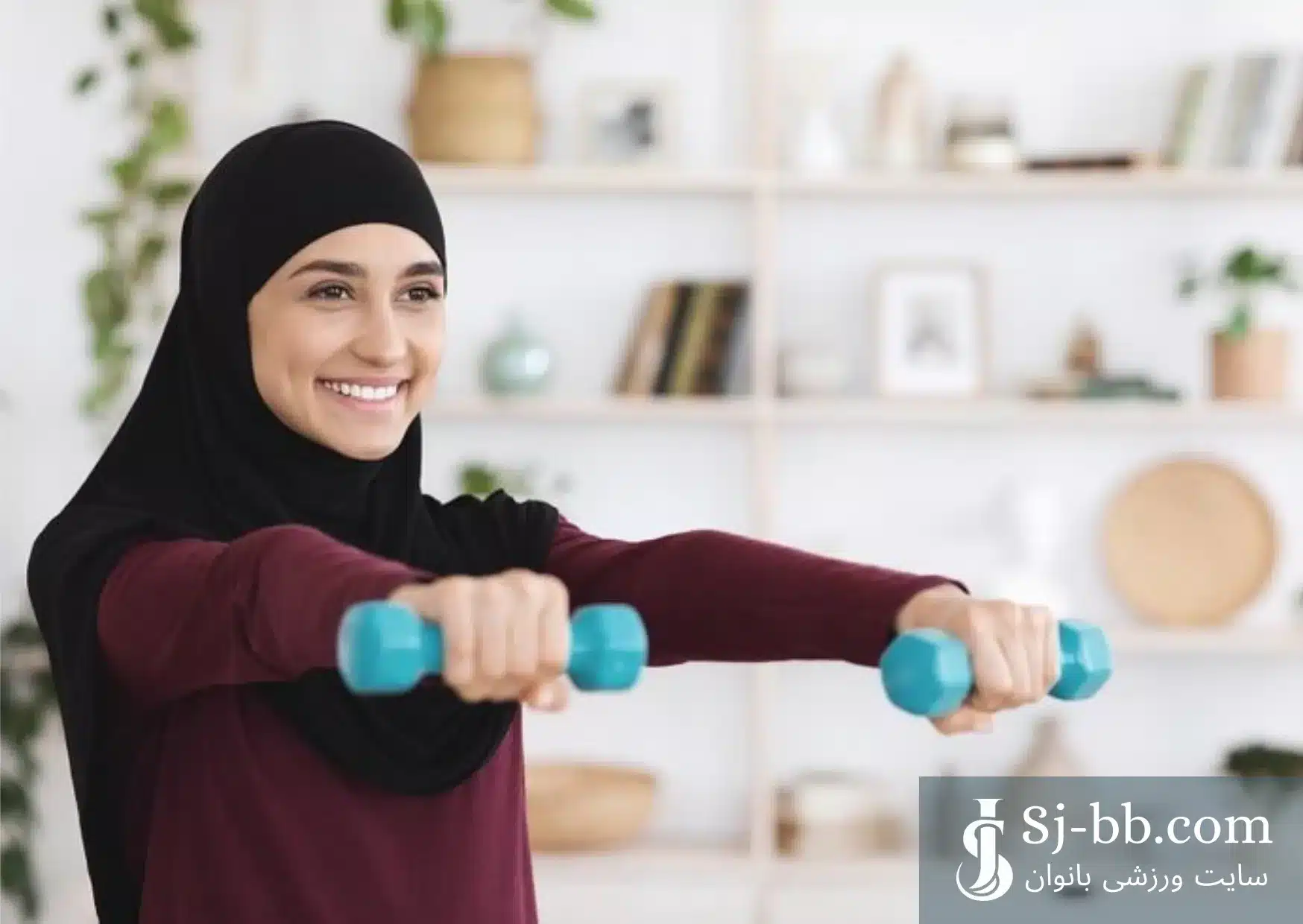 ورزشکار روزه‌دار در حال تمرین سبک