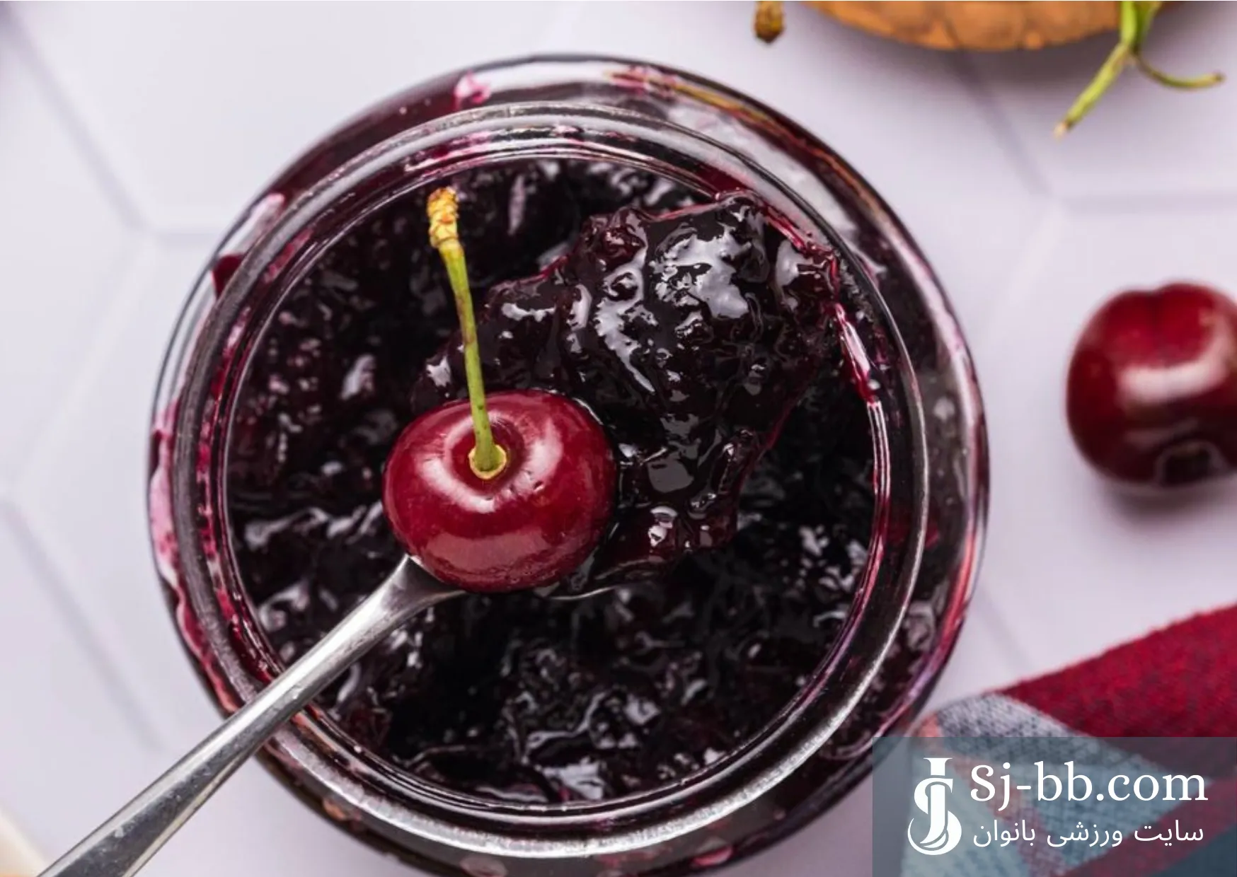 مربا آلبالو رژیمی