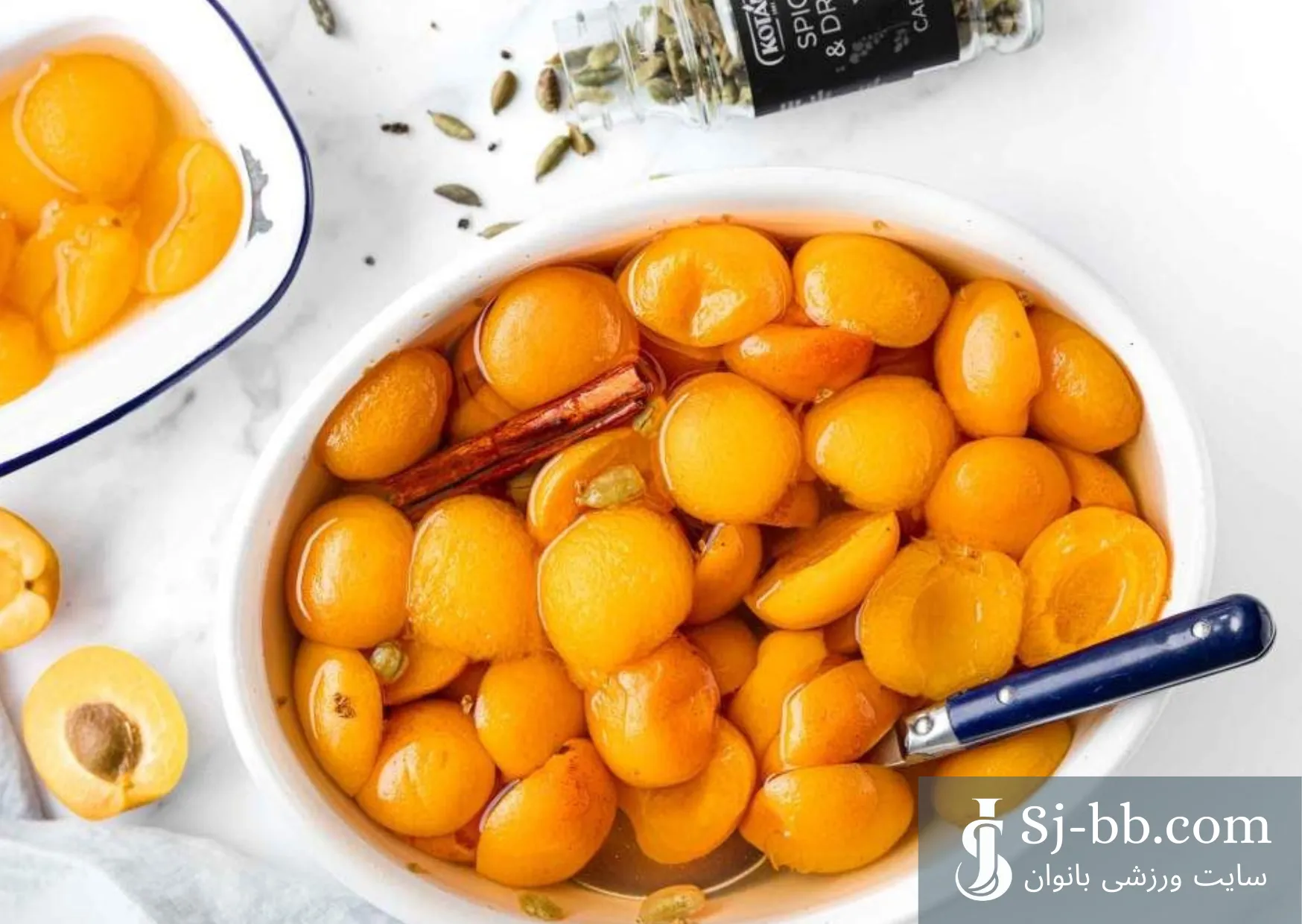 کمپوت زردآلو رژیمی