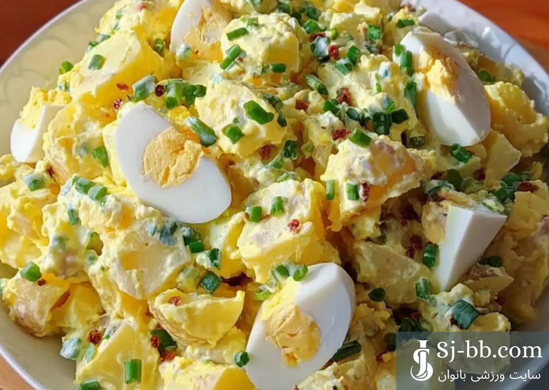 سالاد تخم مرغ و سیب زمینی