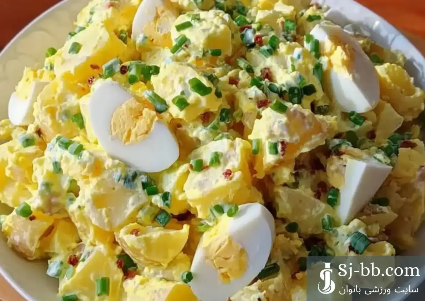 سالاد تخم مرغ و سیب زمینی