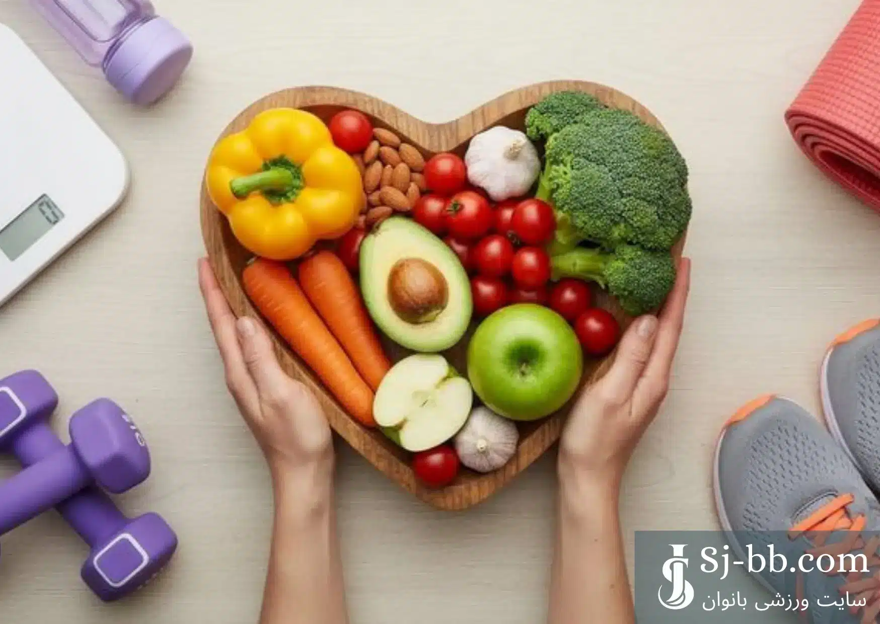 Pre-Workout Meal سالم شامل میوه و مغزها برای ورزشکاران